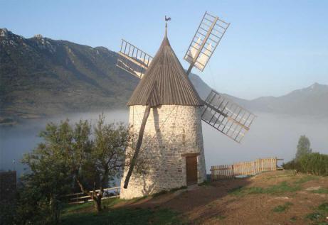 Ecurie De Cucugnan Bed & Breakfast Exterior photo